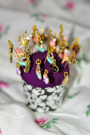 Beautiful pin on fabricの素材