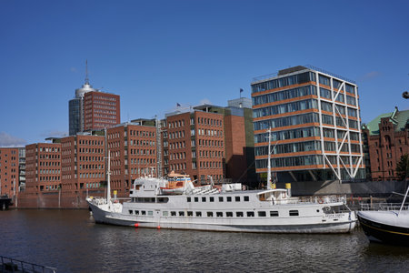 Hamburg, Germany - July 18, 2021 - development in the port of Hamburg near the Elbe Philharmonic - Am Kaiserkai street - in the sunny summer morningのeditorial素材