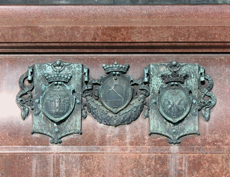 Coats of arms of historical provinces of Finland on the pedestal of the monument to Alexander II in Helsinki (Pohjois-Savo, Pohjois -Karjala)のeditorial素材