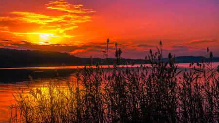 Sunset on the lakeの写真素材