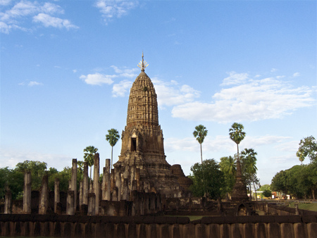 Ruin pagoda of Wat Phra Si Rattana Mahathat, Chaliang. The pagoda It was founded in 1237  at Si Satchanalai Historical Park, Sukhothai province, Thailand.の写真素材
