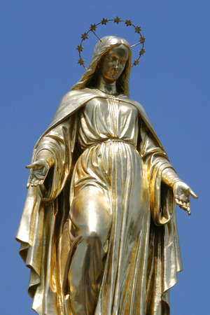 Golden statue of Virgin Maryの写真素材