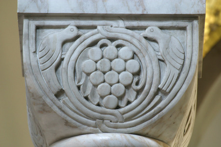 Historic Church Column Ornate Detail close upのeditorial素材
