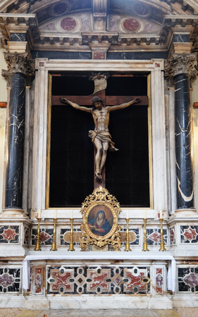 Altar of Holy Cross, Franciscan church of the Friars Minor in Dubrovnik, Croatiaのeditorial素材