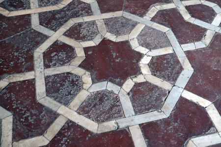 Architecture detail inside the Humayun's Tomb, built by Hamida Banu Begun in 1565-72, Delhi, Indiaのeditorial素材