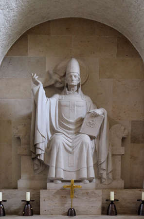 Pope Gregory I, altar in Munsterschwarzach Abbey, Benedictine monastery, Germanyのeditorial素材