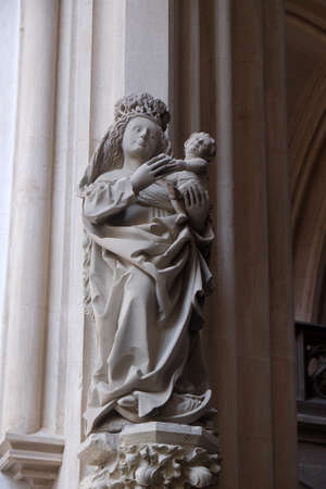 Virgin and Child, statue in St James Church in Rothenburg ob der Tauber, Germanyのeditorial素材