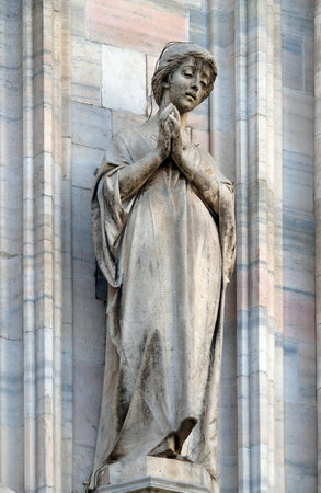 Saint Savina of Milan, statue on the Milan Cathedral, Duomo di Santa Maria Nascente, Milan, Lombardy, Italyのeditorial素材