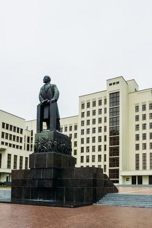 Monument of Lenin at the Government House. Minskのeditorial素材