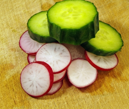  The cucumber and the radish 	     の写真素材