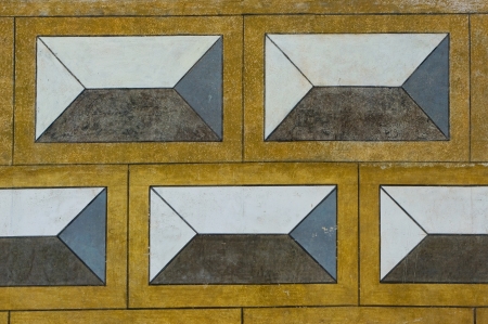 Sgraffito, an old Renaissance technique for decorating facades 