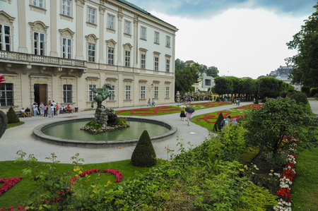 Salzburg, Austria; July 5, 2009. Mirabell Palace shows the Famous fountain from the movie Sound of Music where they danced and sang Do Re Mi. Editorial useのeditorial素材