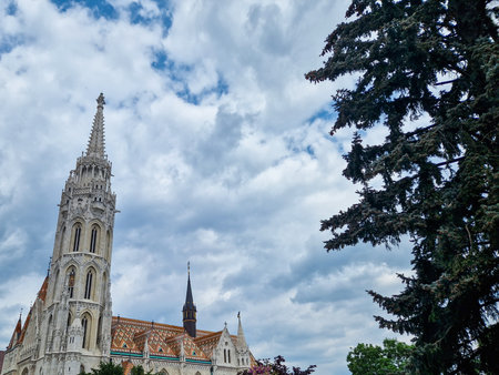 Szent MÃ¡tyÃ¡s church (MÃ¡tyÃ¡s templom) in the Fisherman's Bastion in Budapest. One of the main churches of Hungary.のeditorial素材