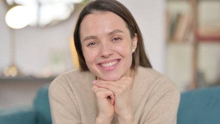 Close up of Young Woman Smiling at Cameraの写真素材