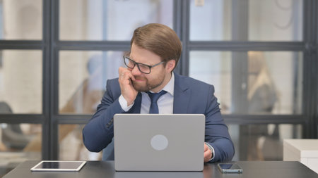 Businessman Working in Officeの写真素材