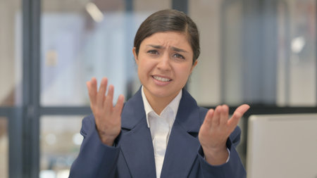 Portrait of Indian Businesswoman Talkingの写真素材