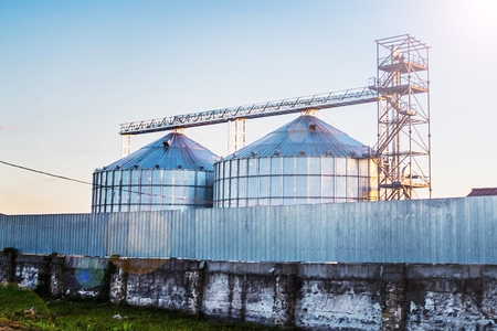 Natural Oil and Gas storage tanks in Petrochemical industrial plantの写真素材