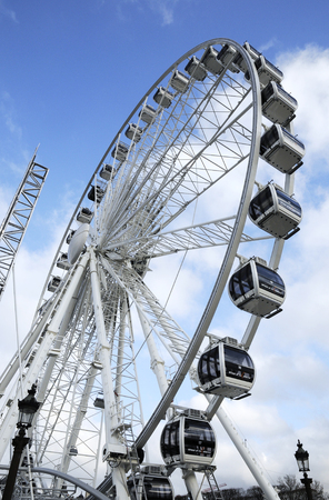 Side view of ferris wheelのeditorial素材