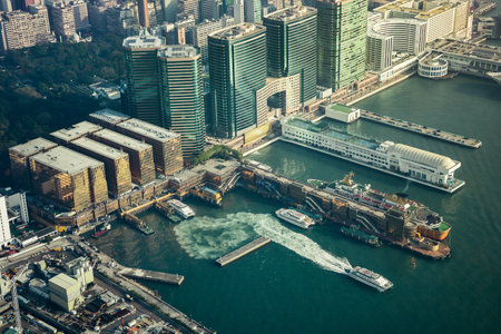 HONG KONG, CHINA - JANUARY 23 : Hong Kong View from Sky100 on January 23, 2015, Hong Kong, China. Sky100 is a observation deck on the 100th floor of the International Commerce Centre.のeditorial素材