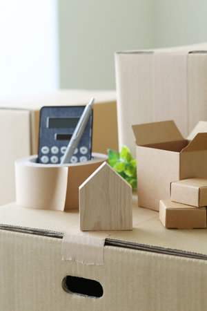 Estimation image of moving using a model of a house or a miniature cardboard