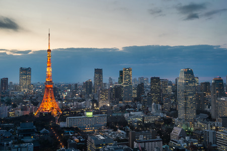 Tokyo city skyline with Tokyo Tower, Tokyo Japanのeditorial素材