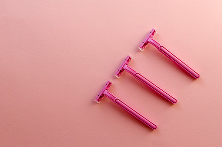 razor on paper backgroundの写真素材