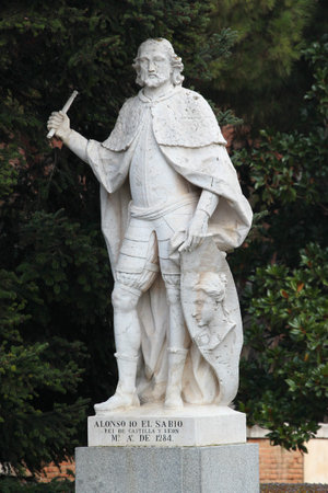 MADRID, SPAIN - DECEMBER 13, 2016: Sculpture of Alfonso X the Wise, King of Castile, Leon and Galicia, near the Royal Palace of Madrid. He reigned from 1252 until his death in 1284.のeditorial素材