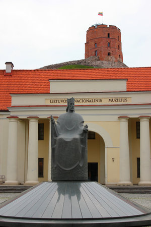 Vilnius, Lithuania - July 13, 2017: Statue of Mindaugas, the first known Grand Duke of Lithuania in front of National Museum of Lithuania in Vilnius, Lithuania.のeditorial素材