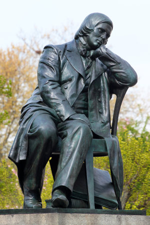 Zwickau, Germany - May 7, 2023: Monument to Robert Schumann, a German composer, pianist, and music critic who was born in Zwickau.のeditorial素材