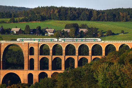 Goltzsch Viaduct, a railway bridge in Germany. It is the largest brick-built bridge in the world.のeditorial素材