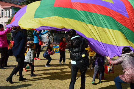 warm winter sun to participate in outdoor sportsのeditorial素材