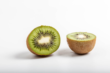 Sliced ??kiwiの写真素材