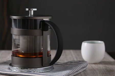 teapot with teacupsの写真素材