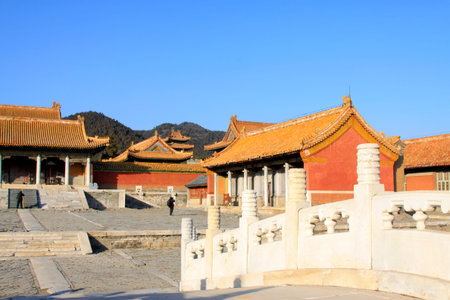 ZUNHUA - DECEMBER 15: The waiting room for officials and stone bridge building landscape, in the Eastern Tombs of the Qing Dynasty, on december 15, 2013, ZunHua, hebei province, China. のeditorial素材