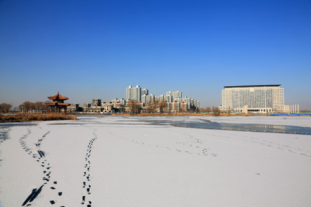 LUANNAN COUNTY - DECEMBER 26: The snow-covered landscape in the Beihe Park on december 26, 2013, Luannan County, Hebei Province, China.のeditorial素材