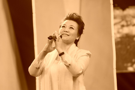 Beijing - November 25: The famous Beijing Opera performing artists Chen Bailing on the stage of China central television, on november 25, 2013, beijing, china.
のeditorial素材