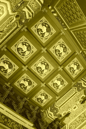 BEIJING - DECEMBER 22: The paint the ceiling in the Wanchun Pavilion of the Jingshan Park, December 22, 2013, Beijing, China.のeditorial素材