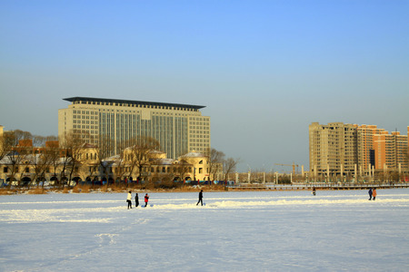 cityscape view of buildings during winterの写真素材