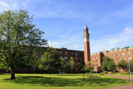 Birmingham - September 11: The Joseph Chamberlain Memorial Clock Tower, in the university of Birmingham, on September 11, 2016, UKのeditorial素材