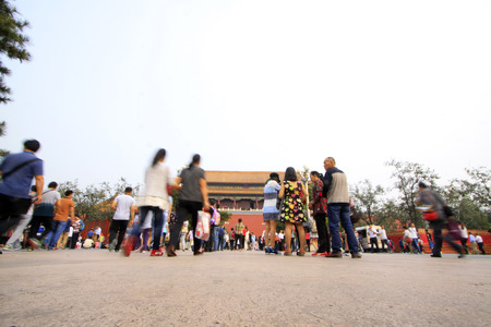 Visitors outside the Imperial Palace,  Beijingのeditorial素材