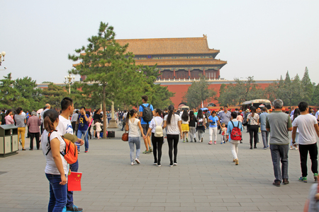 Visitors outside the Imperial Palace,  Beijingのeditorial素材