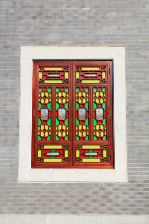 color wood windowsのeditorial素材