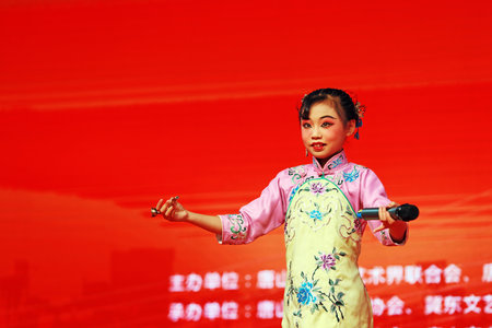 Tangshan City-December 22, 2018: Children's Drama Performance on the Stage, Tangshan City, Hebei Province, Chinaのeditorial素材