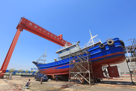 Luannan County-May 23, 2019: Ships awaiting repair are at the shipyard, Luannan County, Hebei Province, Chinaのeditorial素材