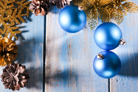 card, christmas, pine, cone, blue, background, winter, decoration, merry, design, new year, december, season, decor, traditional, wooden, goldの写真素材