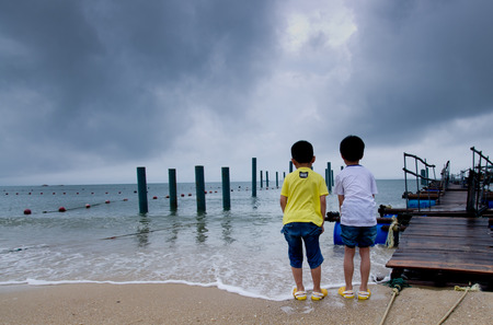 children at beachのeditorial素材