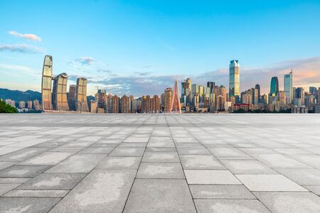 街中風景の写真 イラスト素材一覧 142 170件 ストックフォトのamanaimages Plus