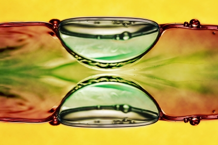 water forms, symmetrical composition の写真素材