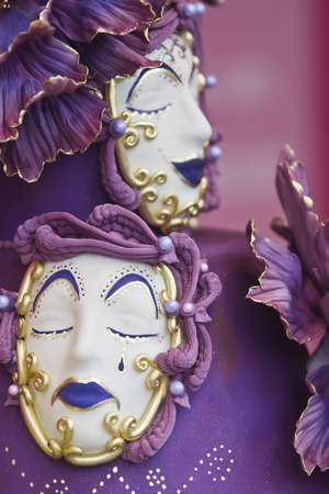 Venetian masks decorating the tartの写真素材