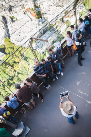 Paris, France - August 2010: People on the streets of the French capitalのeditorial素材